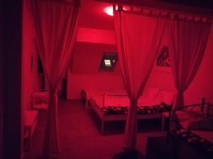 Postel nebo postele na pokoji v ubytování Retro apartment