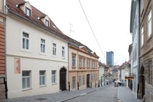 Výhľad na mesto Záhreb alebo výhľad na mesto priamo z apartmánu