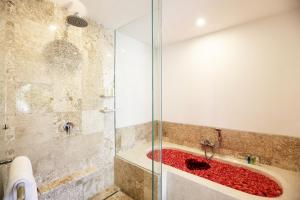 Kamar mandi di Sabana Ubud