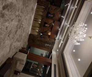 Hotel Shagun Chandigarh Zirakpur的休息区