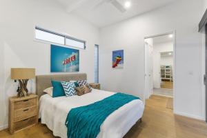Fotografie z fotogalerie ubytování Beachfront Eclipse with Pool v destinaci Casuarina