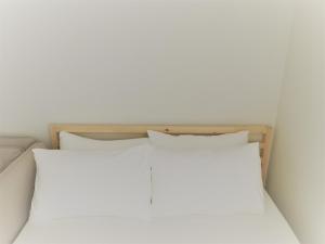 Cama ou camas em um quarto em Live like a local in Ekkamai