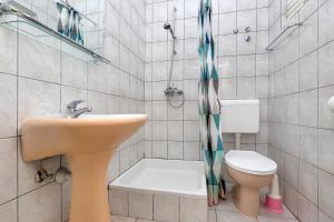 Kúpeľňa v ubytovaní Apartments Vele
