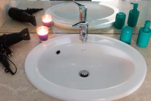 Ένα μπάνιο στο cherryhome