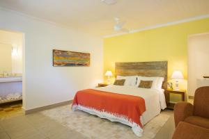 Cama ou camas em um quarto em Eco Resort Hotel Villa São Romão