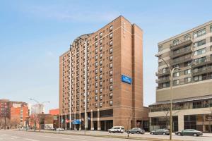 Photo de la galerie de l'établissement Travelodge by Wyndham Montreal Centre, à Montréal