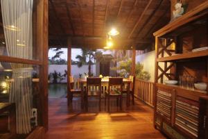 Gallery image of Villa Rumah Lumbung The Wooden House in Ubud