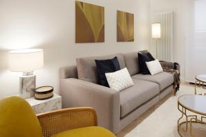Część wypoczynkowa w obiekcie Mayor Suite 8 by FeelFree Rentals