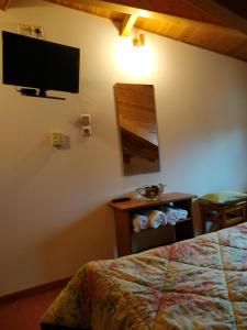 Μια τηλεόραση ή/και κέντρο ψυχαγωγίας στο XENONAS MORFEAS