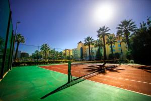 Tennis ja/või seinatennis majutusasutuses Adriatik Hotel, BW Premier Collection või selle läheduses