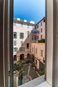 ローマにあるBalestra Palace Apartmentの窓からの眺め