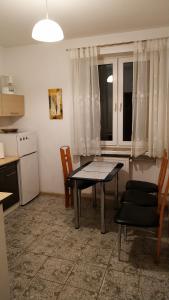 Køkken eller tekøkken på Gdańska 5