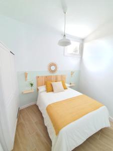 Łóżko lub łóżka w pokoju w obiekcie ALAYNA´S HOMES