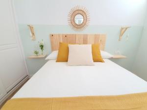 Łóżko lub łóżka w pokoju w obiekcie ALAYNA´S HOMES