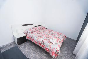 Posteľ alebo postele v izbe v ubytovaní COSTA DAURADA APARTAMENTS - San Remo + 16 fotografií