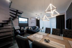 Posedenie v ubytovaní Apartament Marron