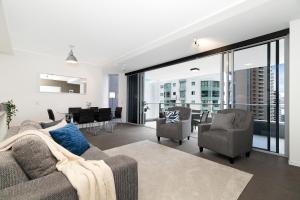 Executive 3 Bedroom Family Suite - Brisbane CBD - Views - Netflix - Fast Wifi - Free parking 휴식 공간