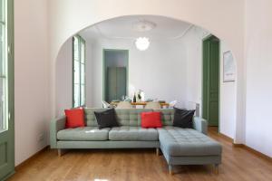 O zonă de relaxare la Modernist Family Barcelona apartment