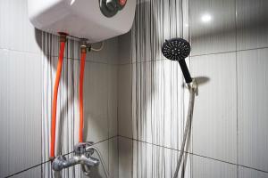 Koupelna v ubytování The Jarrdin Apartment by Tempat Singgah + 29 fotografií