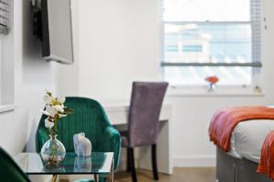 City Prime Apartments的休息区
