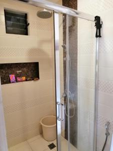 Koupelna v ubytování Casa Herminia Baler