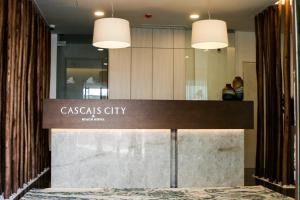 Лобби или стойка регистрации в Cascais City & Beach Hotel