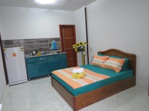 A bed or beds in a room at Apartment Bella Vita near the sea RedSeaLine