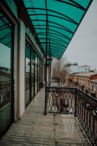 Balkón nebo terasa v ubytování Discovery Hotel