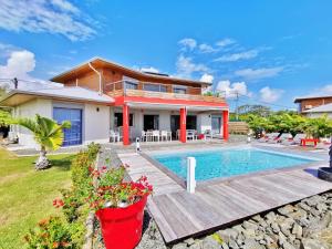 Swimmingpoolen hos eller tæt på Résidence Eden Océan avec vue mer