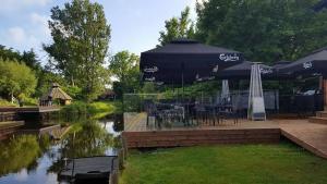 Zahrada ubytování Riverside Voerså