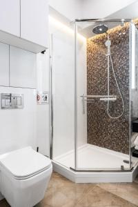 Phòng tắm tại Luteranskaya apartments +13 ảnh