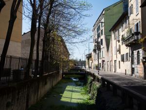 ミラノにあるALTIDO Vibrant Flat for 4 near parks, in Navigliのギャラリーの写真