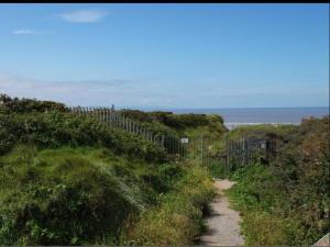 Foto de la galería de Ground Floor Hillview 2 bedroom Apartment en Brean