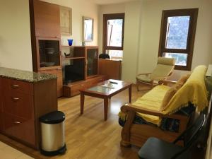 Kuchyň nebo kuchyňský kout v ubytování C17 - Edif Aigualluts - Villmor