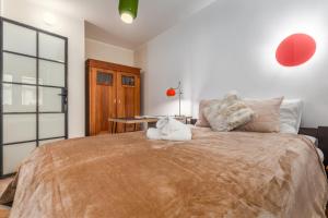 Posteľ alebo postele v izbe v ubytovaní Apartments City Center Warsaw by Noclegi Renters