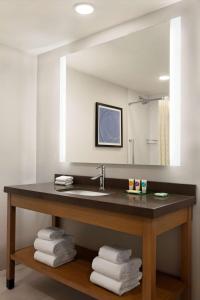 Kuchyň nebo kuchyňský kout v ubytování Hyatt Place Tucson Central