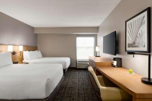 Postel nebo postele na pokoji v ubytování Hyatt Place Tucson Central + 20 fotografií