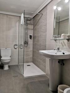 Kúpeľňa v ubytovaní Hostal Madrid I + 37 fotografií