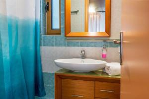 Koupelna v ubytování Enastron Villas