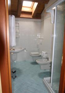 
A bathroom at Locanda La Comacina
