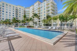 The swimming pool at or close to One Bedroom In Lux Condo,casa Costa! Wbeachpass!