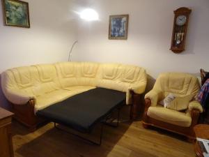 Część wypoczynkowa w obiekcie Apartament w centrum, garaż i jakuzzi w cenie