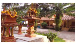 TAWAN RESORT外面的花园