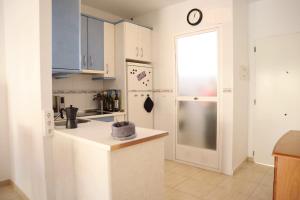 Kuchnia lub aneks kuchenny w obiekcie 2 bed penthouse, Bolnuevo
