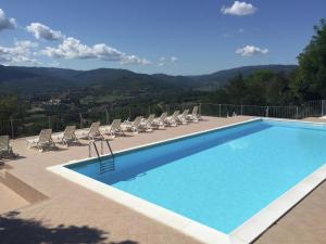 Bazén v ubytovaní Apartment in Citerna with Pool & Garden alebo v jeho blízkosti