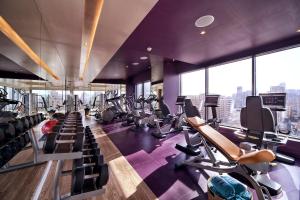 The Domain Bahrain Hotel and Spa - Adults Friendly 16 Years Plus的健身中心和/或健身设施