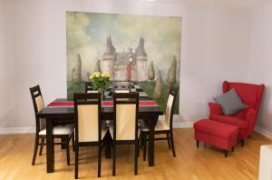 Posedenie v ubytovaní Apartament Biały Królik + 3 fotografie