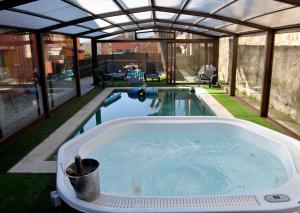 Zdjęcie z galerii obiektu Complejo Casas Rurales MANSIONES Y VILLAS DELUXE w mieście Collado Mediano