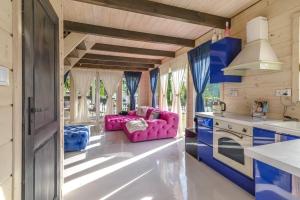 Kuchyň nebo kuchyňský kout v ubytování Woodhouse Resort