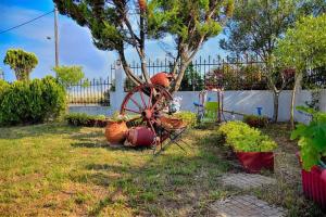 Vonkajšia záhrada v ubytovaní Calma Luxury Apartments #2 Sozopoli in Halkidiki